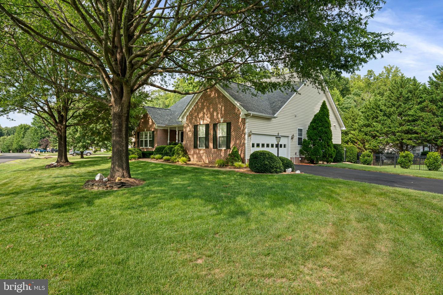 61 KIRBY LN, STAFFORD, Virginia 22554, 4 Bedrooms Bedrooms, ,3 BathroomsBathrooms,Residential,For sale,61 KIRBY LN,VAST2040090 MLS # VAST2040090