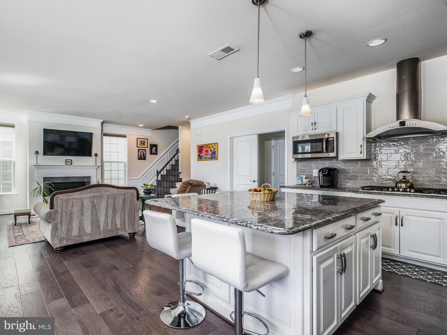 7922 ASHLAND DR, ALEXANDRIA, Virginia 22315, 4 Bedrooms Bedrooms, 19 Rooms Rooms,4 BathroomsBathrooms,Residential,For sale,7922 ASHLAND DR,VAFX2249560 MLS # VAFX2249560