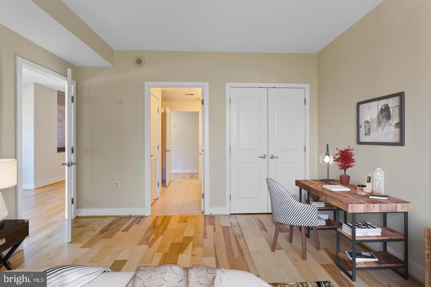 2001 15TH ST N #319, ARLINGTON, Virginia 22201, 1 Bedroom Bedrooms, ,1 BathroomBathrooms,Residential,For sale,2001 15TH ST N #319,VAAR2059748 MLS # VAAR2059748