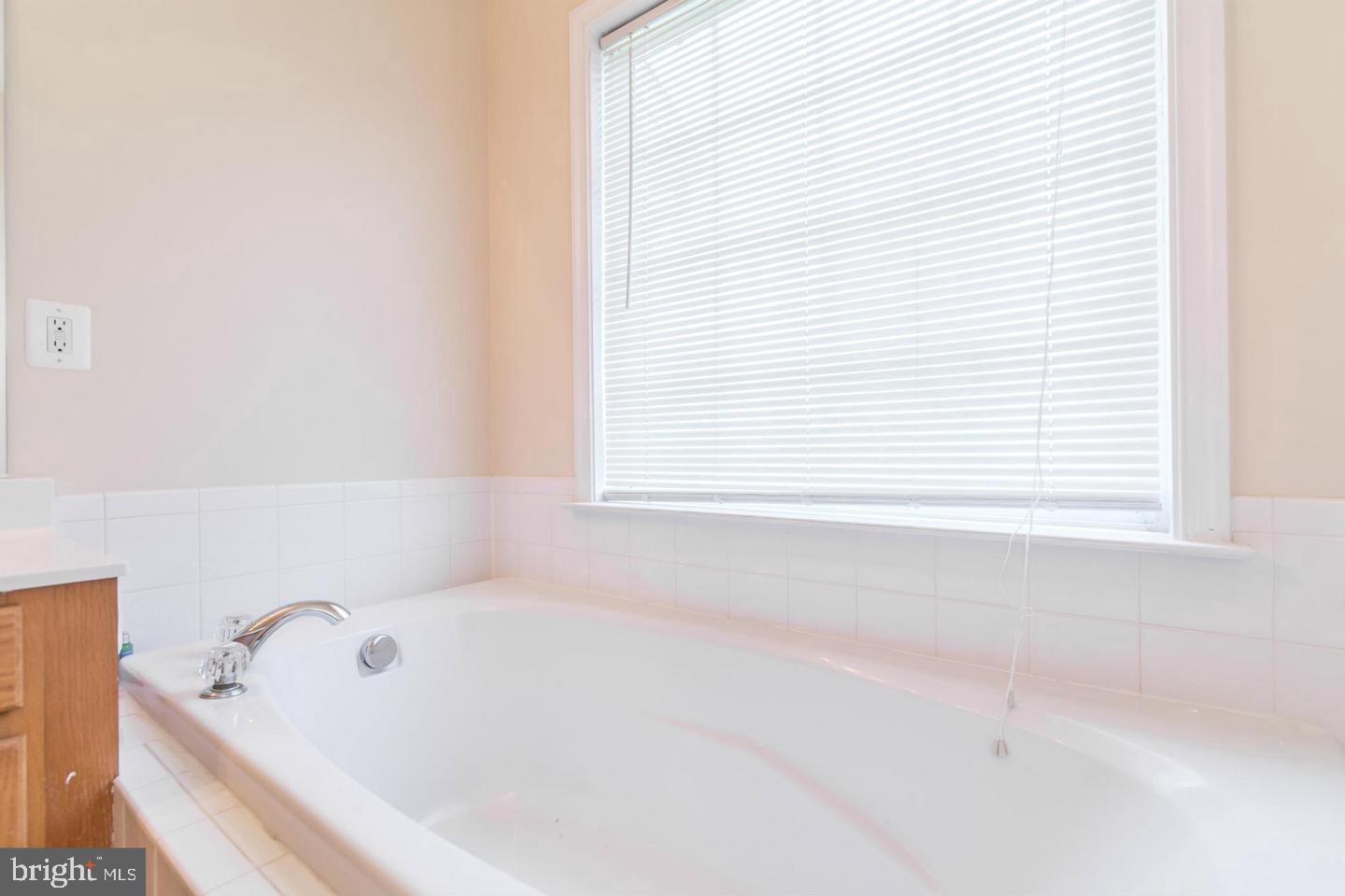 15620 WILLIAM BAYLISS CT, WOODBRIDGE, Virginia 22191, 3 Bedrooms Bedrooms, ,3 BathroomsBathrooms,Residential,For sale,15620 WILLIAM BAYLISS CT,VAPW2097852 MLS # VAPW2097852