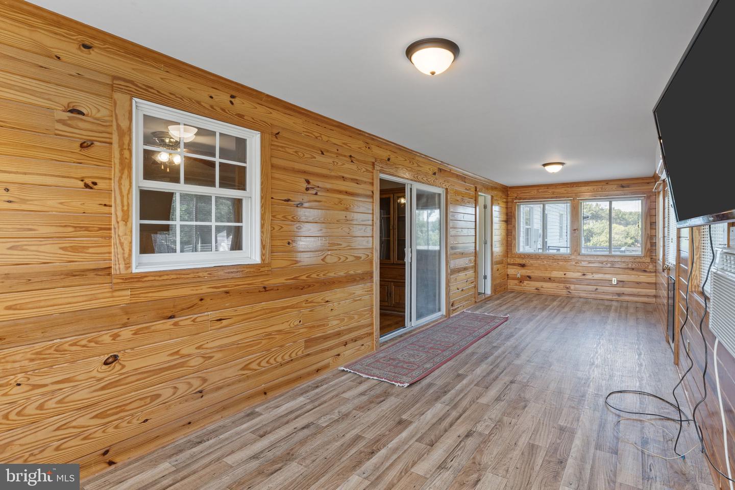 16474 DOUGLAS RD, BARBOURSVILLE, Virginia 22923, 3 Bedrooms Bedrooms, 11 Rooms Rooms,2 BathroomsBathrooms,Residential,For sale,16474 DOUGLAS RD,VAOR2010014 MLS # VAOR2010014
