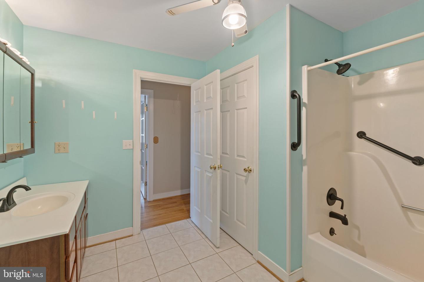 16474 DOUGLAS RD, BARBOURSVILLE, Virginia 22923, 3 Bedrooms Bedrooms, 11 Rooms Rooms,2 BathroomsBathrooms,Residential,For sale,16474 DOUGLAS RD,VAOR2010014 MLS # VAOR2010014