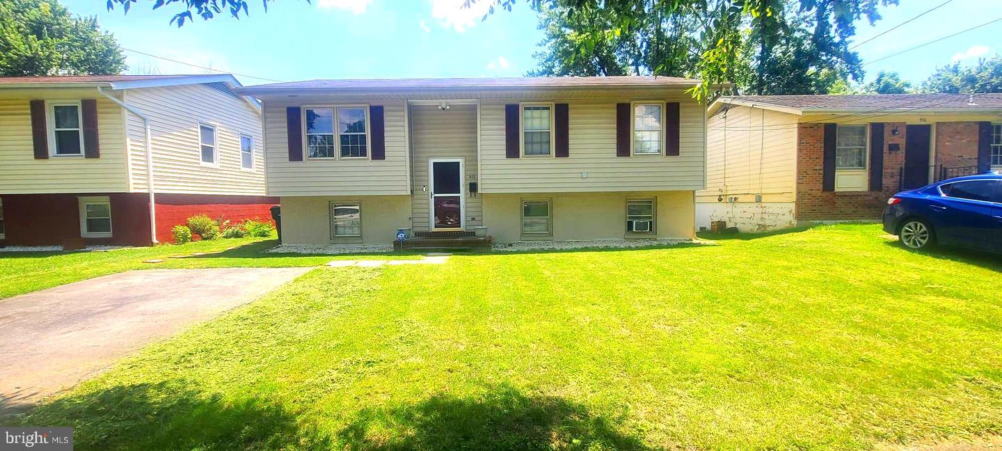 912 OPEQUON AVE, WINCHESTER, Virginia 22601, 5 Bedrooms Bedrooms, ,2 BathroomsBathrooms,Residential,For sale,912 OPEQUON AVE,VAWI2008024 MLS # VAWI2008024