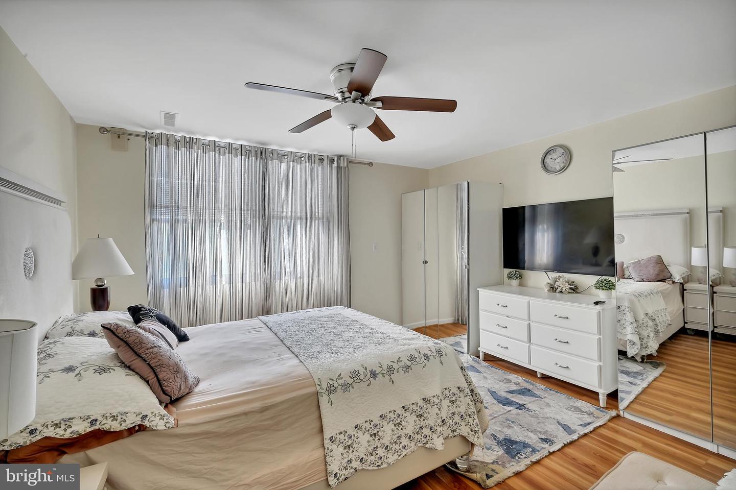 511 N ARMISTEAD ST #202, ALEXANDRIA, Virginia 22312, 3 Bedrooms Bedrooms, ,2 BathroomsBathrooms,Residential,For sale,511 N ARMISTEAD ST #202,VAAX2046876 MLS # VAAX2046876