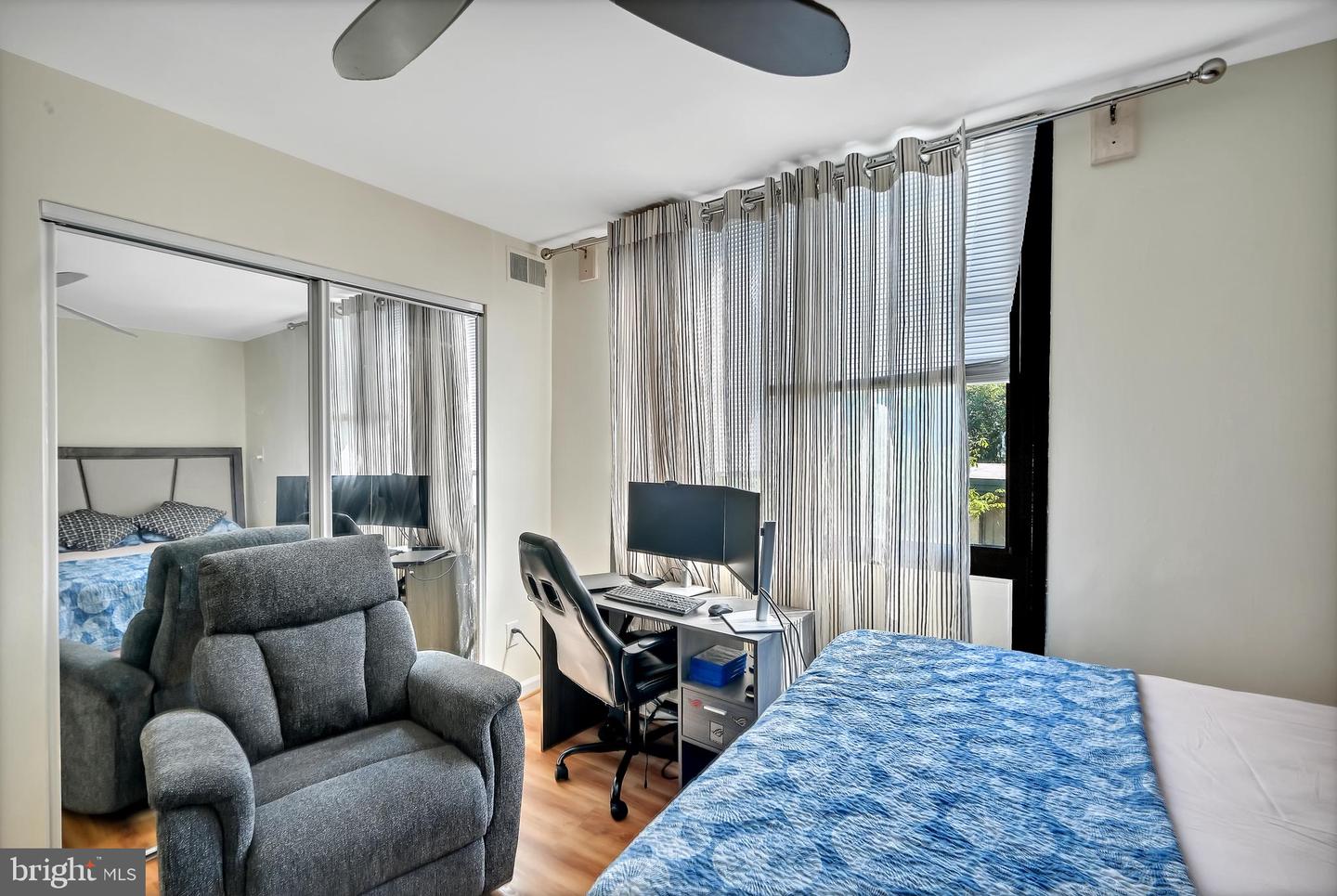 511 N ARMISTEAD ST #202, ALEXANDRIA, Virginia 22312, 3 Bedrooms Bedrooms, ,2 BathroomsBathrooms,Residential,For sale,511 N ARMISTEAD ST #202,VAAX2046876 MLS # VAAX2046876