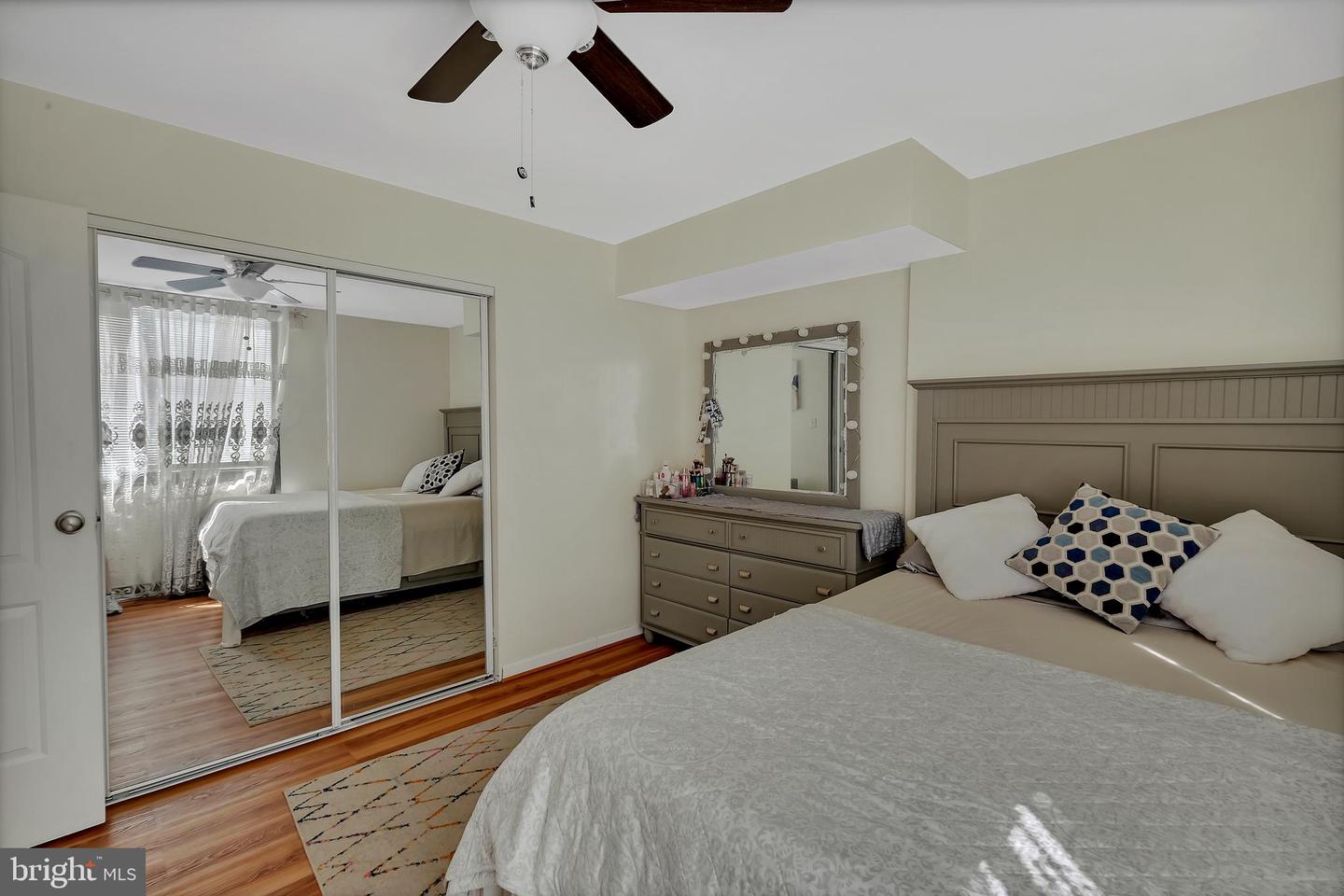 511 N ARMISTEAD ST #202, ALEXANDRIA, Virginia 22312, 3 Bedrooms Bedrooms, ,2 BathroomsBathrooms,Residential,For sale,511 N ARMISTEAD ST #202,VAAX2046876 MLS # VAAX2046876