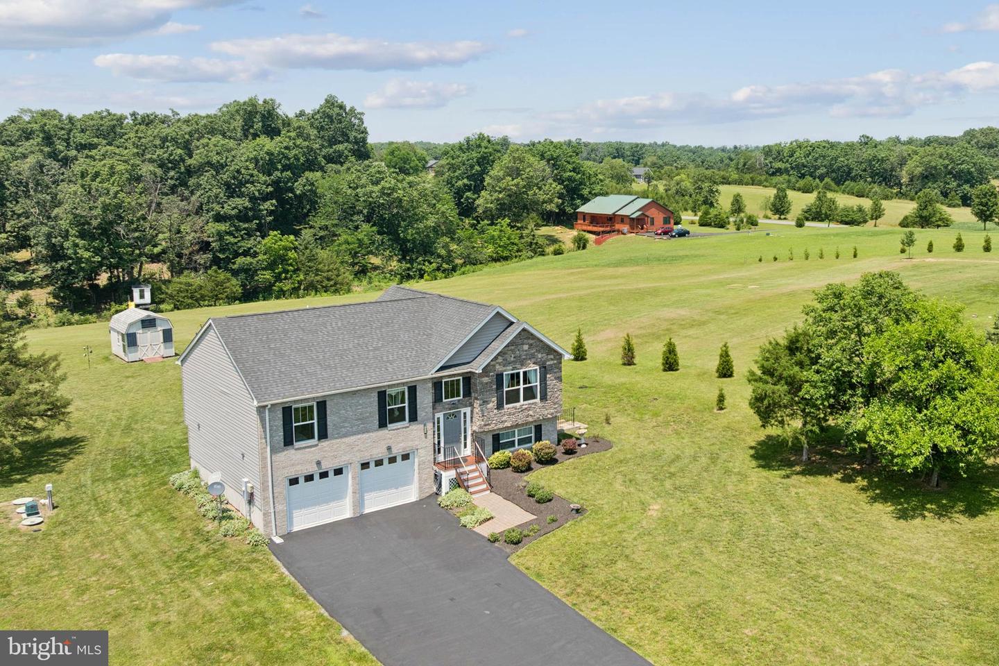 103 SANTA MARIA DR, CLEAR BROOK, Virginia 22624, 4 Bedrooms Bedrooms, ,3 BathroomsBathrooms,Residential,For sale,103 SANTA MARIA DR,VAFV2035072 MLS # VAFV2035072