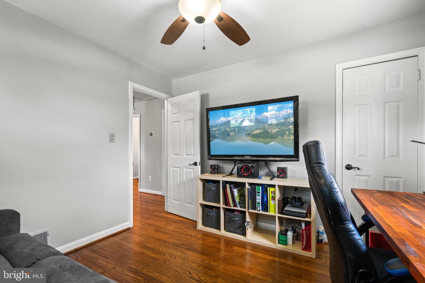6402 VIRGINIA HILLS AVE, ALEXANDRIA, Virginia 22310, 3 Bedrooms Bedrooms, ,2 BathroomsBathrooms,Residential,For sale,6402 VIRGINIA HILLS AVE,VAFX2250520 MLS # VAFX2250520