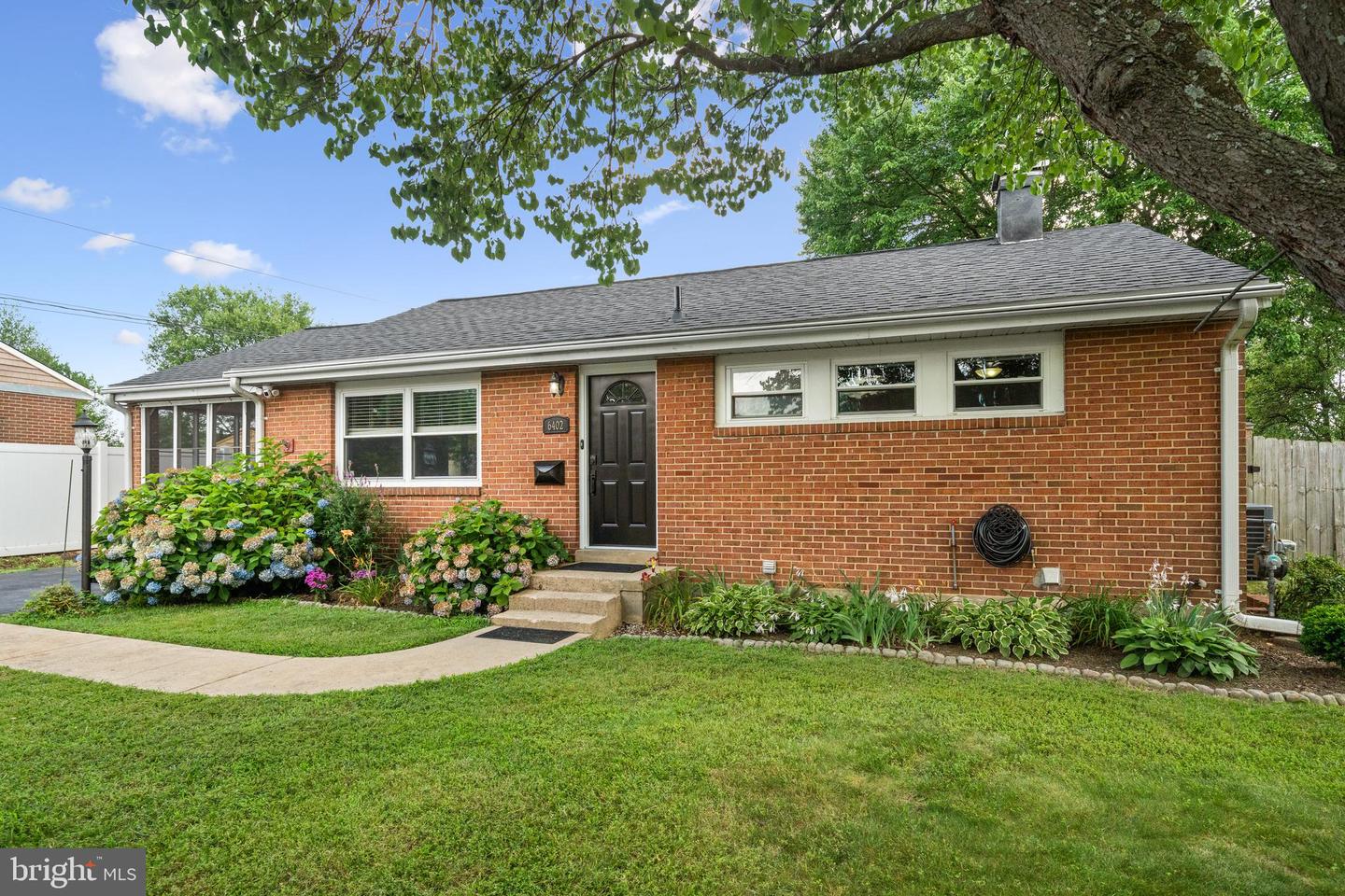 6402 VIRGINIA HILLS AVE, ALEXANDRIA, Virginia 22310, 3 Bedrooms Bedrooms, ,2 BathroomsBathrooms,Residential,For sale,6402 VIRGINIA HILLS AVE,VAFX2250520 MLS # VAFX2250520