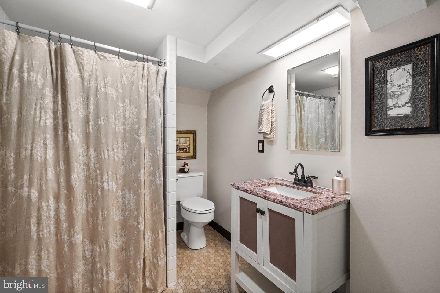 6402 VIRGINIA HILLS AVE, ALEXANDRIA, Virginia 22310, 3 Bedrooms Bedrooms, ,2 BathroomsBathrooms,Residential,For sale,6402 VIRGINIA HILLS AVE,VAFX2250520 MLS # VAFX2250520