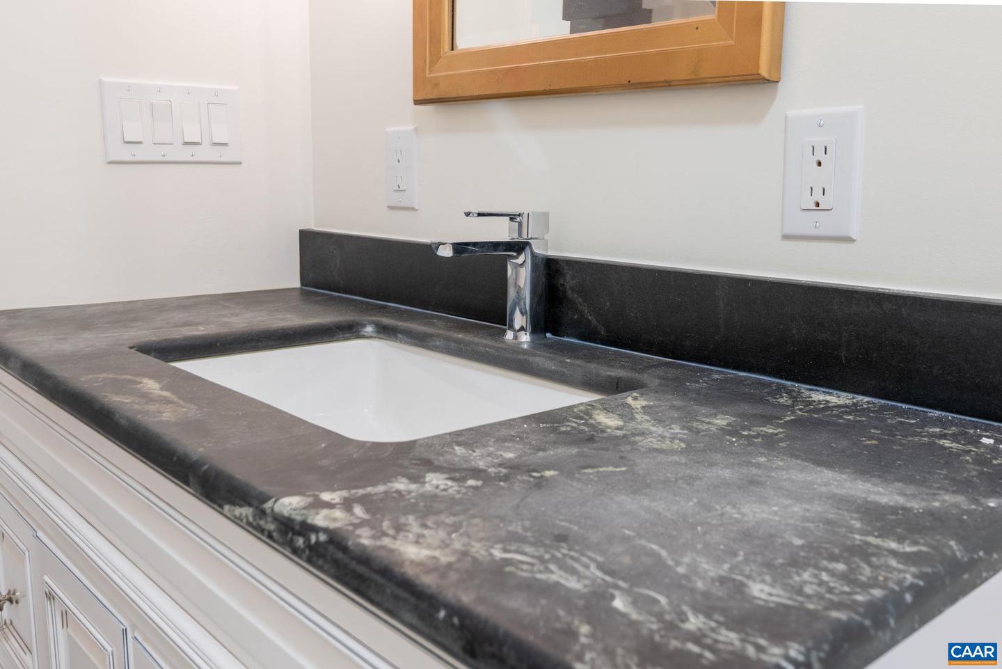 306 NE 13TH ST, CHARLOTTESVILLE, Virginia 22902, 2 Bedrooms Bedrooms, ,1 BathroomBathrooms,Residential,For sale,306 NE 13TH ST,666098 MLS # 666098