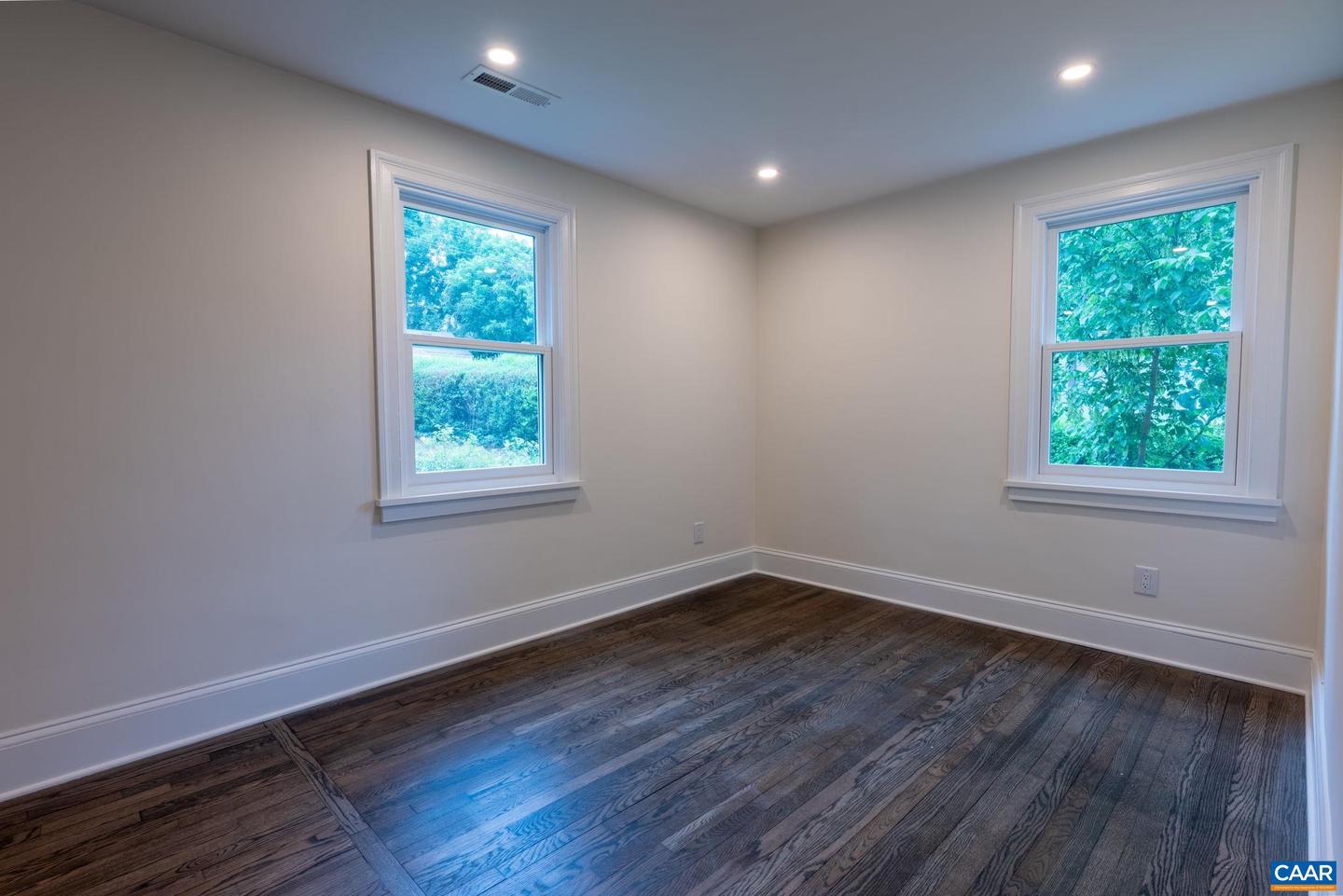 306 NE 13TH ST, CHARLOTTESVILLE, Virginia 22902, 2 Bedrooms Bedrooms, ,1 BathroomBathrooms,Residential,For sale,306 NE 13TH ST,666098 MLS # 666098