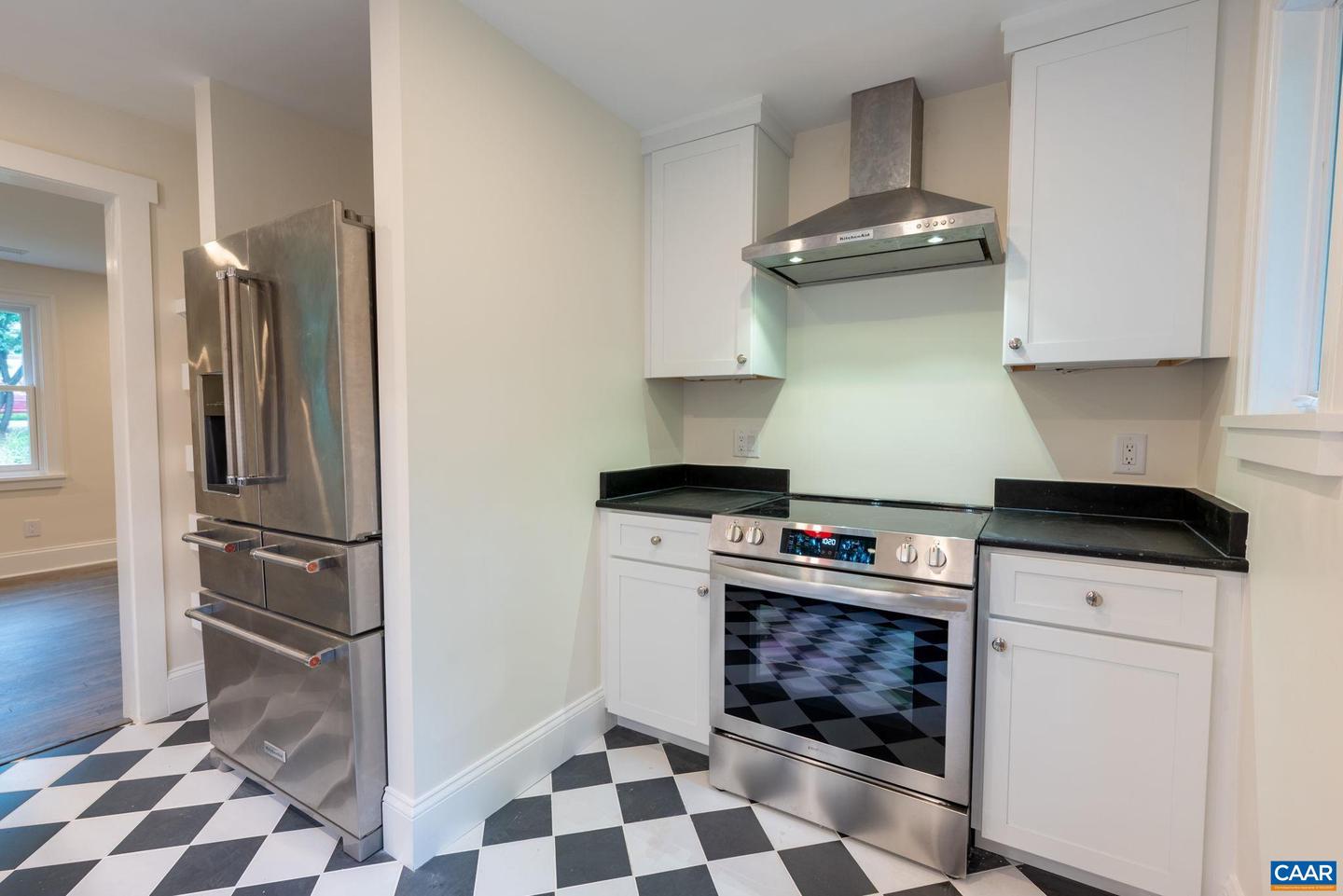 306 NE 13TH ST, CHARLOTTESVILLE, Virginia 22902, 2 Bedrooms Bedrooms, ,1 BathroomBathrooms,Residential,For sale,306 NE 13TH ST,666098 MLS # 666098