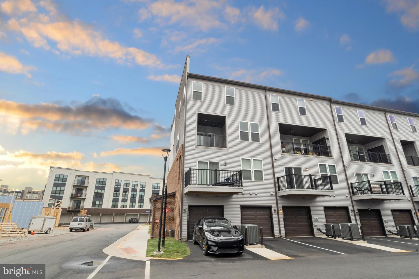 43730 TRANSIT SQ, ASHBURN, Virginia 20147, 3 Bedrooms Bedrooms, ,2 BathroomsBathrooms,Residential,For sale,43730 TRANSIT SQ,VALO2100654 MLS # VALO2100654