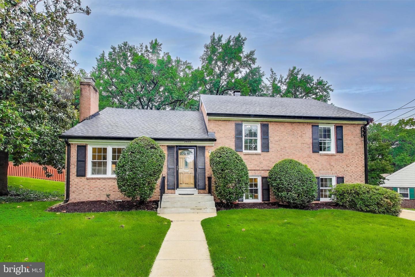 1400 WAKE FOREST DR, ALEXANDRIA, Virginia 22307, 3 Bedrooms Bedrooms, ,3 BathroomsBathrooms,Residential,For sale,1400 WAKE FOREST DR,VAFX2252288 MLS # VAFX2252288