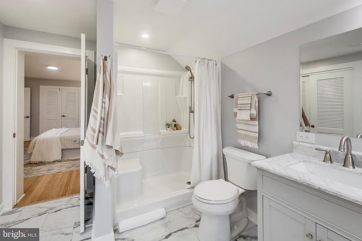 1400 WAKE FOREST DR, ALEXANDRIA, Virginia 22307, 3 Bedrooms Bedrooms, ,3 BathroomsBathrooms,Residential,For sale,1400 WAKE FOREST DR,VAFX2252288 MLS # VAFX2252288
