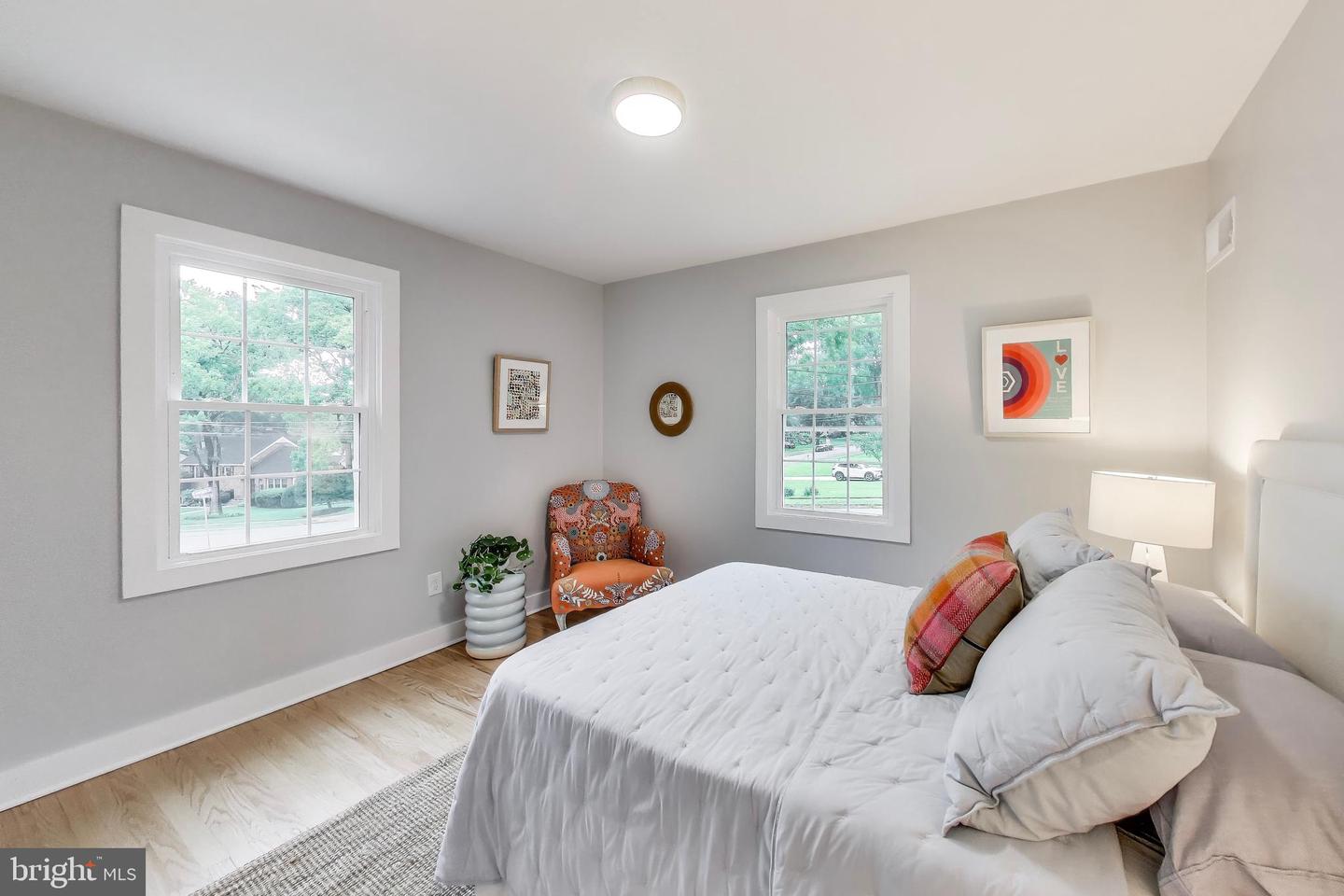 1400 WAKE FOREST DR, ALEXANDRIA, Virginia 22307, 3 Bedrooms Bedrooms, ,3 BathroomsBathrooms,Residential,For sale,1400 WAKE FOREST DR,VAFX2252288 MLS # VAFX2252288