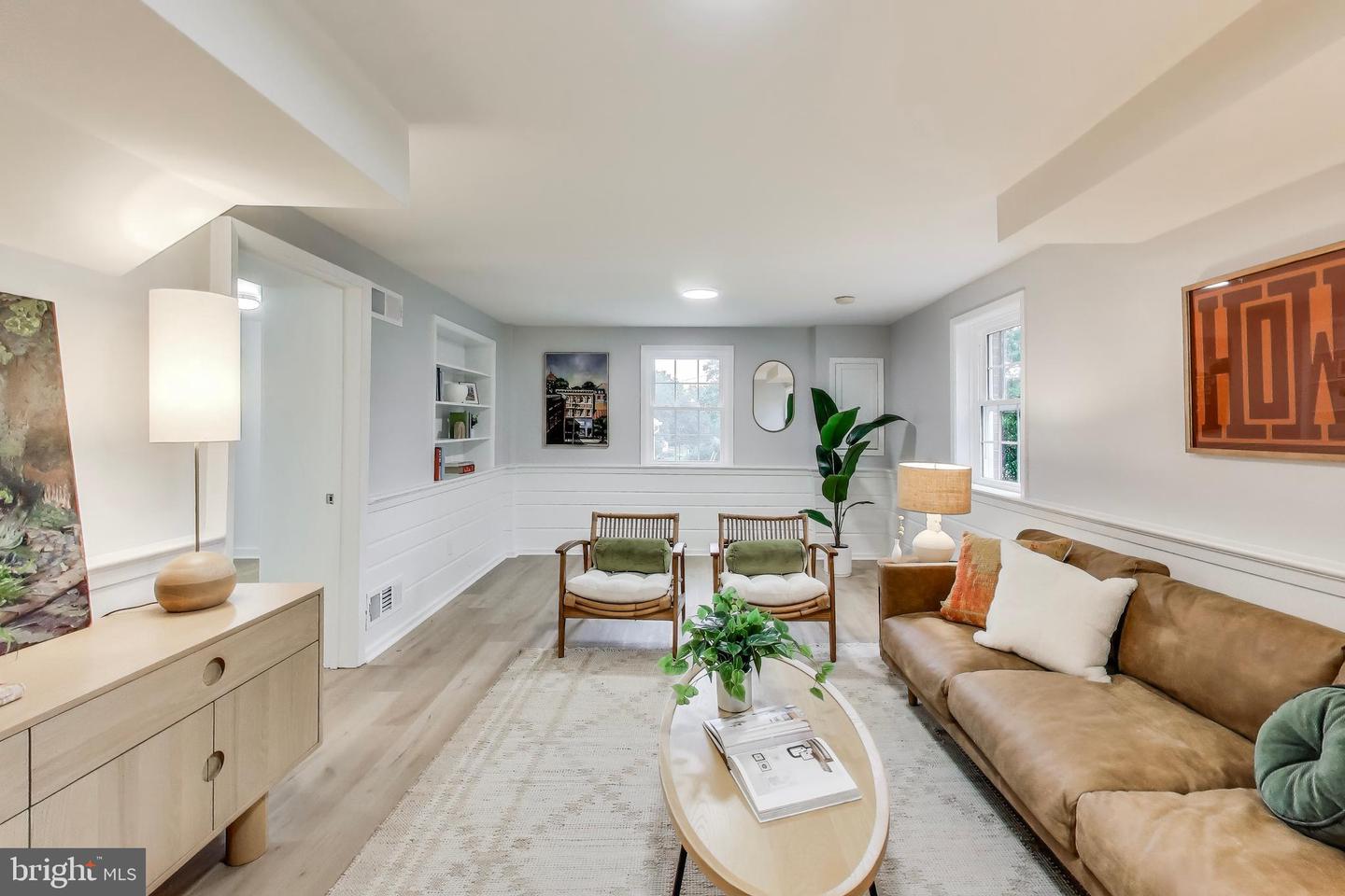 1400 WAKE FOREST DR, ALEXANDRIA, Virginia 22307, 3 Bedrooms Bedrooms, ,3 BathroomsBathrooms,Residential,For sale,1400 WAKE FOREST DR,VAFX2252288 MLS # VAFX2252288