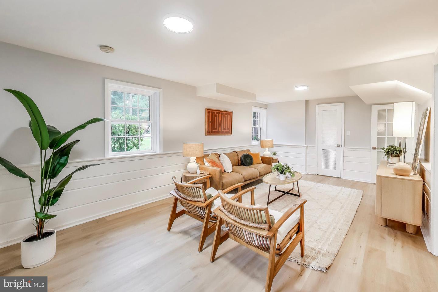 1400 WAKE FOREST DR, ALEXANDRIA, Virginia 22307, 3 Bedrooms Bedrooms, ,3 BathroomsBathrooms,Residential,For sale,1400 WAKE FOREST DR,VAFX2252288 MLS # VAFX2252288