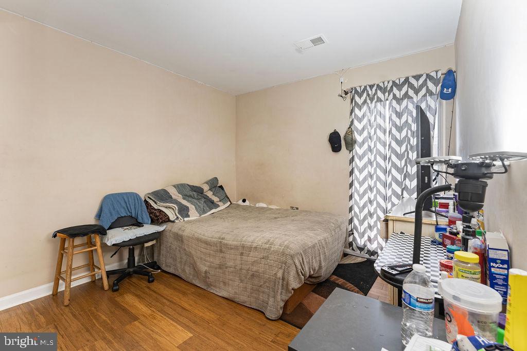 10805 VIOLET CT, MANASSAS, Virginia 20109, 3 Bedrooms Bedrooms, ,2 BathroomsBathrooms,Residential,For sale,10805 VIOLET CT,VAPW2098152 MLS # VAPW2098152