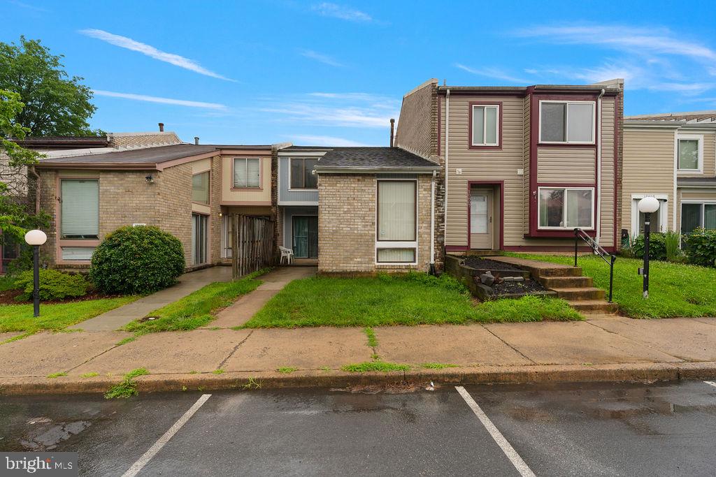 10805 VIOLET CT, MANASSAS, Virginia 20109, 3 Bedrooms Bedrooms, ,2 BathroomsBathrooms,Residential,For sale,10805 VIOLET CT,VAPW2098152 MLS # VAPW2098152