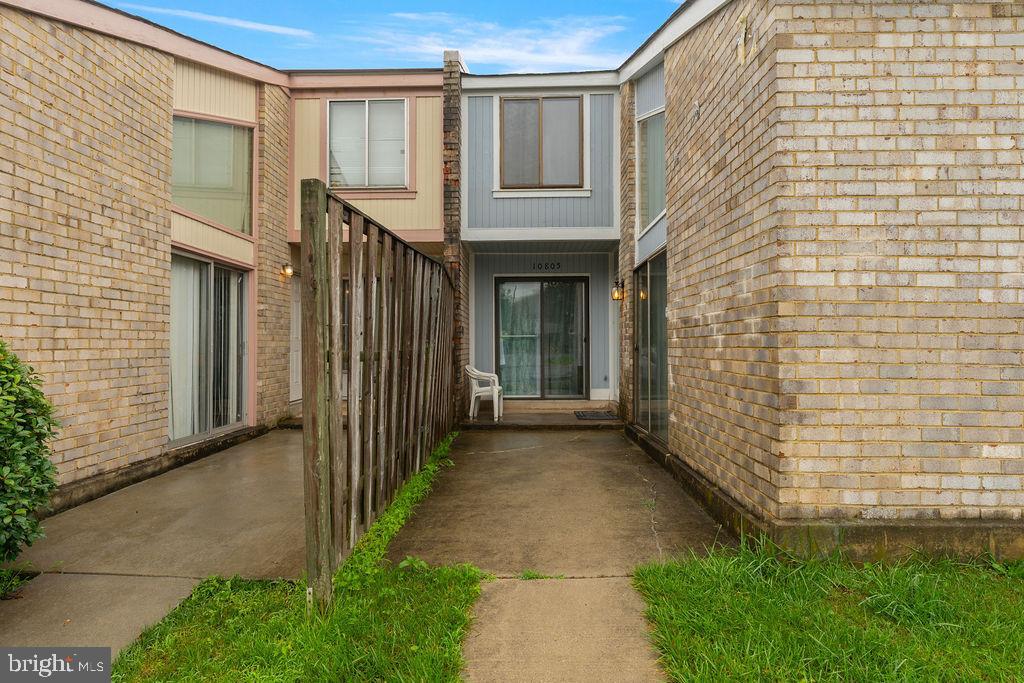 10805 VIOLET CT, MANASSAS, Virginia 20109, 3 Bedrooms Bedrooms, ,2 BathroomsBathrooms,Residential,For sale,10805 VIOLET CT,VAPW2098152 MLS # VAPW2098152