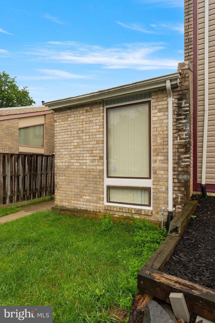 10805 VIOLET CT, MANASSAS, Virginia 20109, 3 Bedrooms Bedrooms, ,2 BathroomsBathrooms,Residential,For sale,10805 VIOLET CT,VAPW2098152 MLS # VAPW2098152