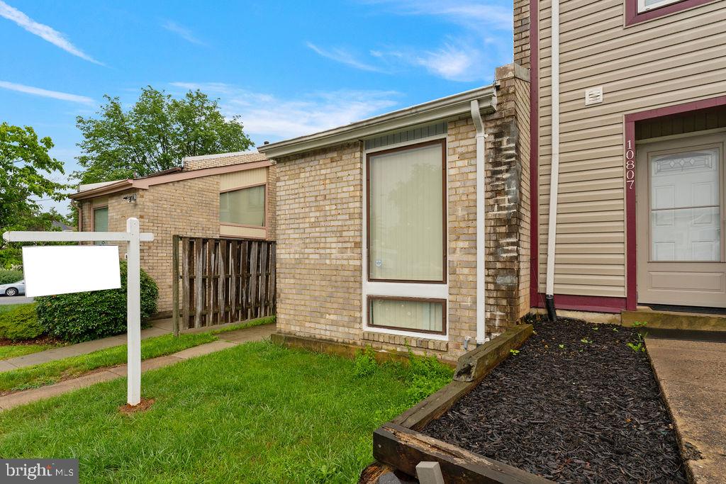 10805 VIOLET CT, MANASSAS, Virginia 20109, 3 Bedrooms Bedrooms, ,2 BathroomsBathrooms,Residential,For sale,10805 VIOLET CT,VAPW2098152 MLS # VAPW2098152