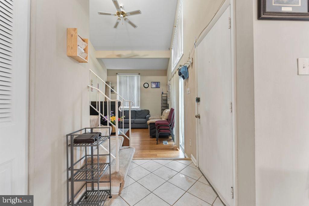 10805 VIOLET CT, MANASSAS, Virginia 20109, 3 Bedrooms Bedrooms, ,2 BathroomsBathrooms,Residential,For sale,10805 VIOLET CT,VAPW2098152 MLS # VAPW2098152