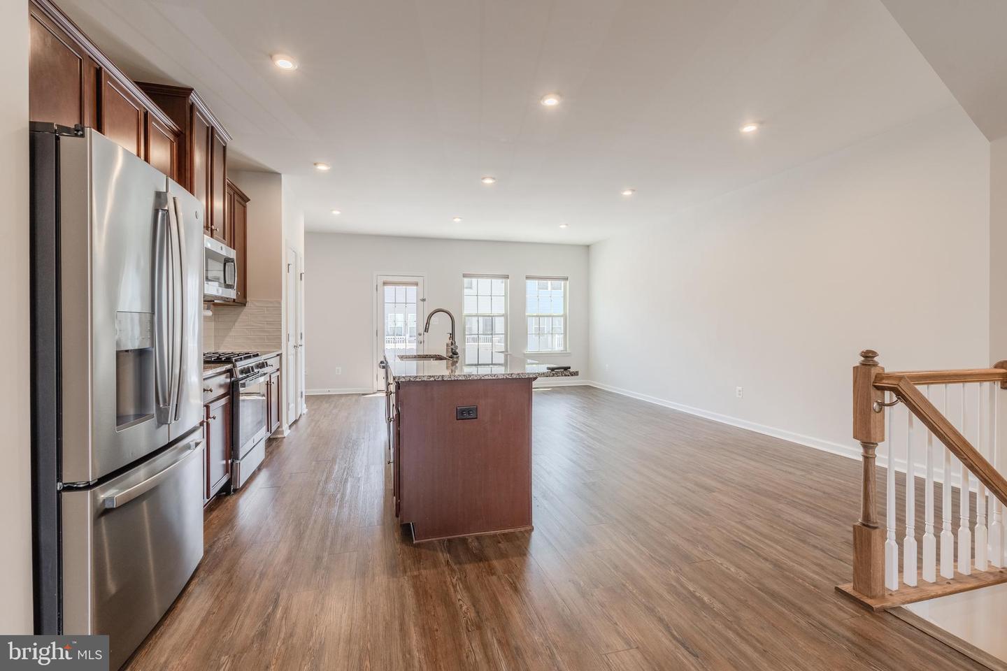 18191 RED MULBERRY RD, DUMFRIES, Virginia 22026, 3 Bedrooms Bedrooms, ,2 BathroomsBathrooms,Residential,For sale,18191 RED MULBERRY RD,VAPW2098154 MLS # VAPW2098154