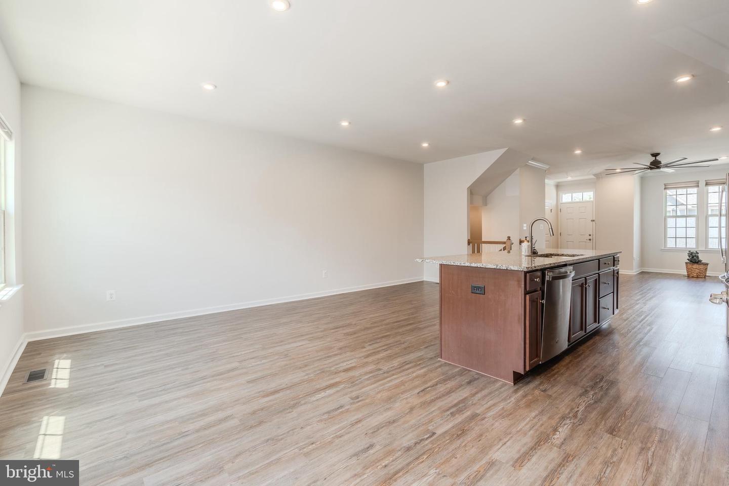 18191 RED MULBERRY RD, DUMFRIES, Virginia 22026, 3 Bedrooms Bedrooms, ,2 BathroomsBathrooms,Residential,For sale,18191 RED MULBERRY RD,VAPW2098154 MLS # VAPW2098154