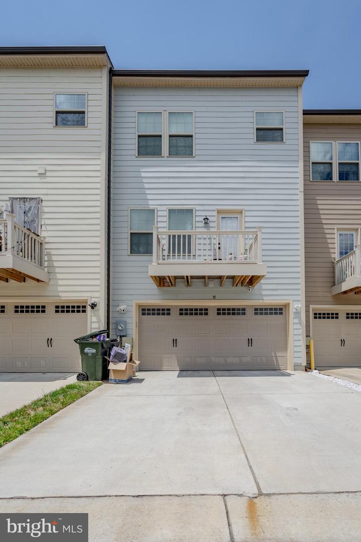 18191 RED MULBERRY RD, DUMFRIES, Virginia 22026, 3 Bedrooms Bedrooms, ,2 BathroomsBathrooms,Residential,For sale,18191 RED MULBERRY RD,VAPW2098154 MLS # VAPW2098154