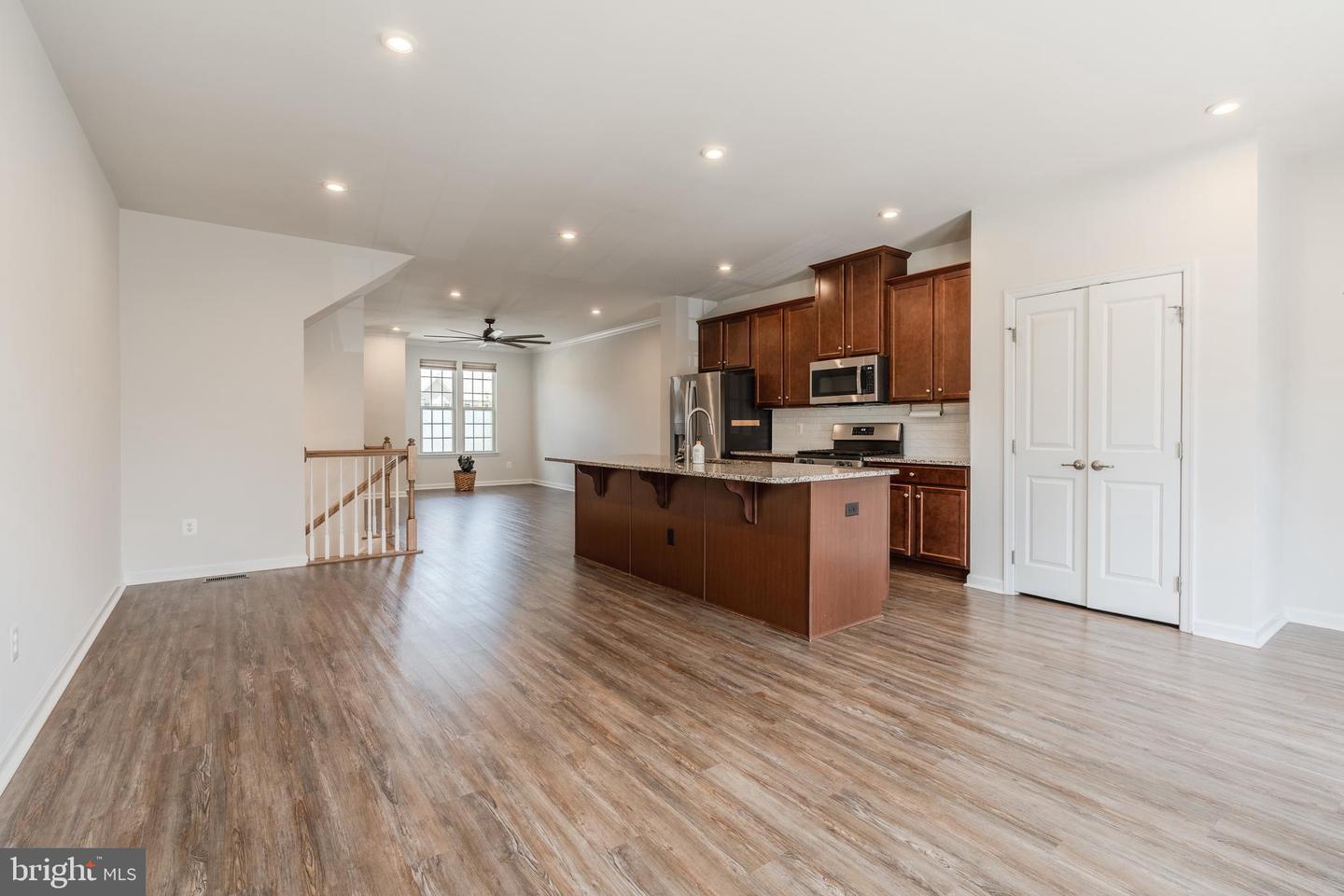 18191 RED MULBERRY RD, DUMFRIES, Virginia 22026, 3 Bedrooms Bedrooms, ,2 BathroomsBathrooms,Residential,For sale,18191 RED MULBERRY RD,VAPW2098154 MLS # VAPW2098154