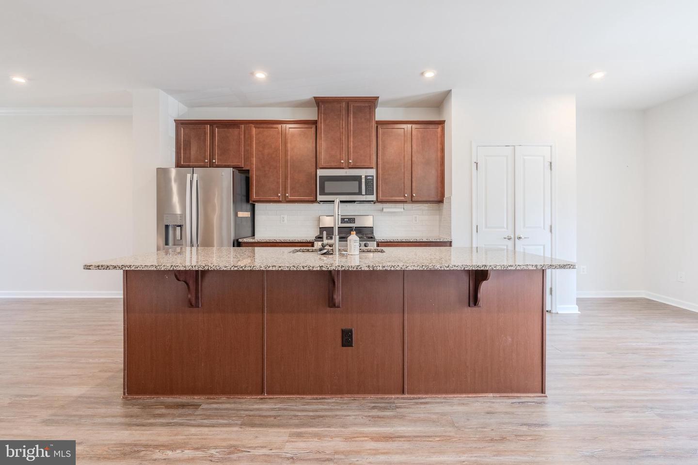 18191 RED MULBERRY RD, DUMFRIES, Virginia 22026, 3 Bedrooms Bedrooms, ,2 BathroomsBathrooms,Residential,For sale,18191 RED MULBERRY RD,VAPW2098154 MLS # VAPW2098154
