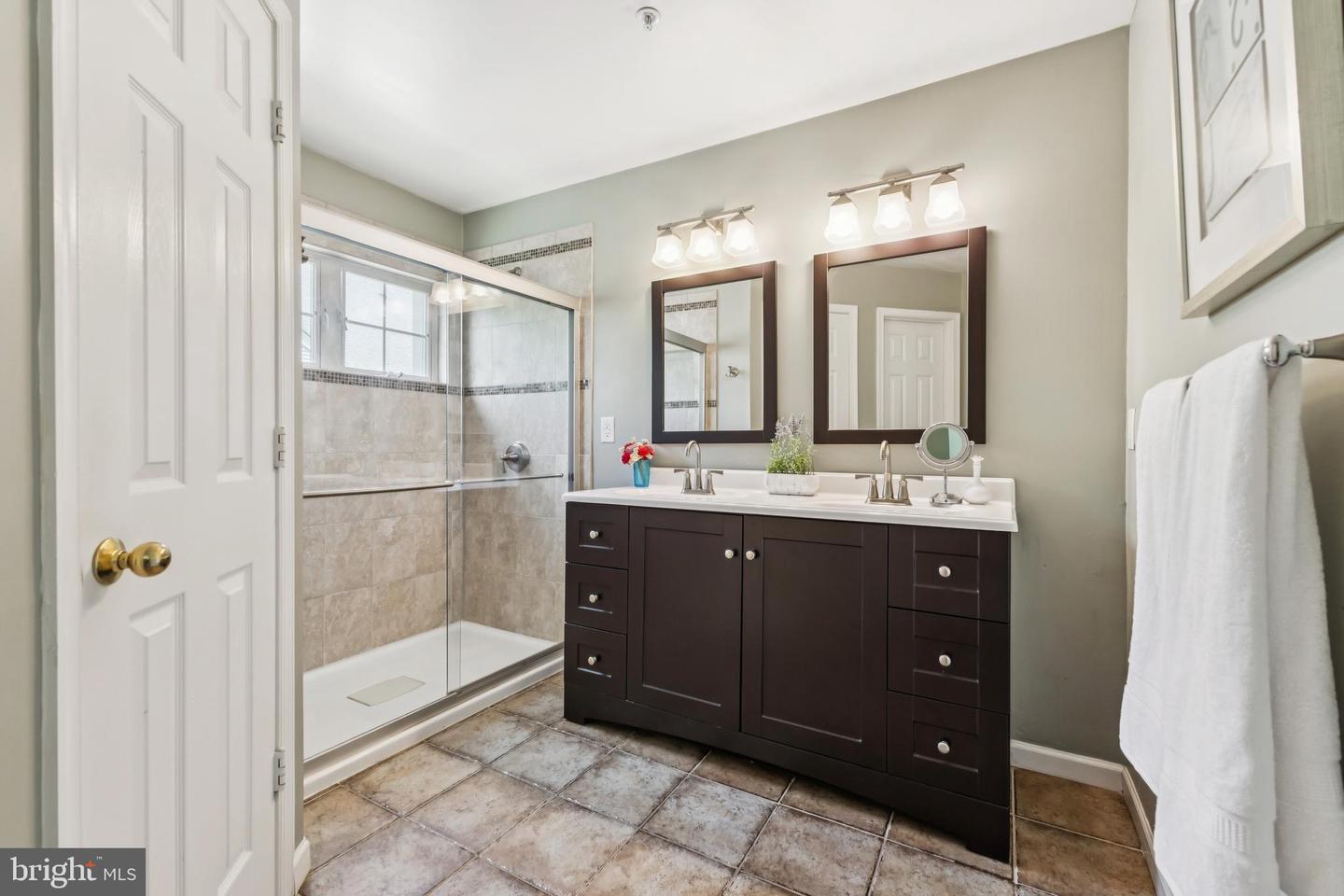 45050 BRAE TER #101, ASHBURN, Virginia 20147, 2 Bedrooms Bedrooms, ,2 BathroomsBathrooms,Residential,For sale,45050 BRAE TER #101,VALO2100728 MLS # VALO2100728