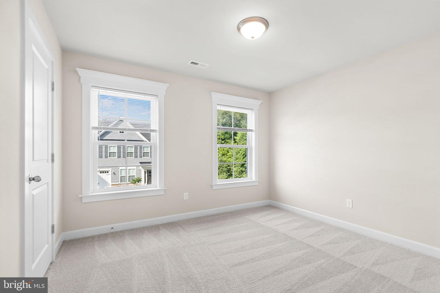 5711 FINLEY ROSE CT, FREDERICKSBURG, Virginia 22407, 3 Bedrooms Bedrooms, ,2 BathroomsBathrooms,Residential,For sale,5711 FINLEY ROSE CT,VASP2034276 MLS # VASP2034276