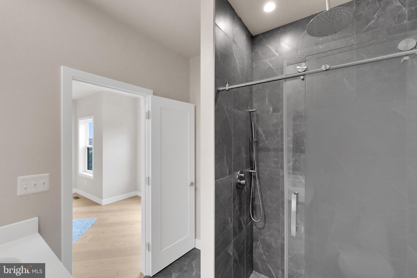 854 XENIA SE #1, WASHINGTON, District Of Columbia 20032, 3 Bedrooms Bedrooms, ,2 BathroomsBathrooms,Residential,For sale,854 XENIA SE #1,DCDC2208236 MLS # DCDC2208236