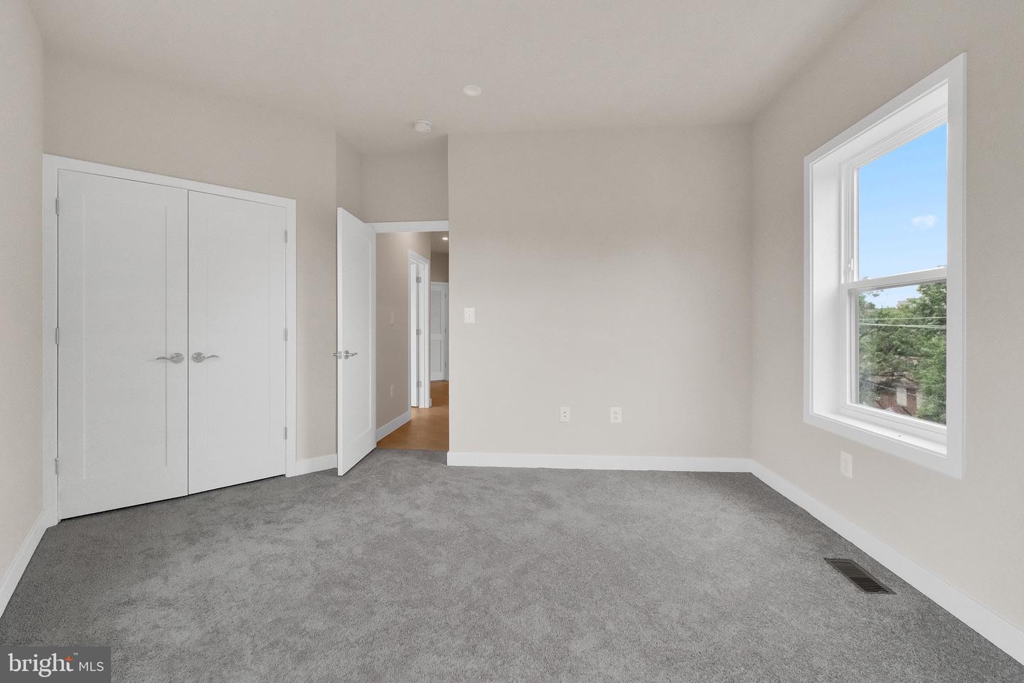 854 XENIA SE #1, WASHINGTON, District Of Columbia 20032, 3 Bedrooms Bedrooms, ,2 BathroomsBathrooms,Residential,For sale,854 XENIA SE #1,DCDC2208236 MLS # DCDC2208236