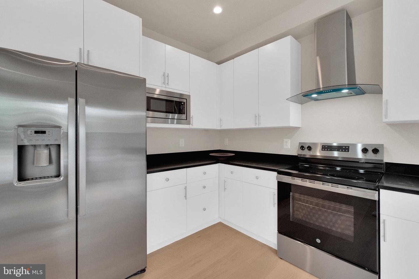 854 XENIA SE #1, WASHINGTON, District Of Columbia 20032, 3 Bedrooms Bedrooms, ,2 BathroomsBathrooms,Residential,For sale,854 XENIA SE #1,DCDC2208236 MLS # DCDC2208236