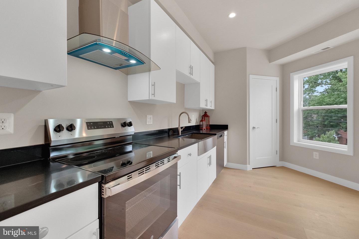 854 XENIA SE #1, WASHINGTON, District Of Columbia 20032, 3 Bedrooms Bedrooms, ,2 BathroomsBathrooms,Residential,For sale,854 XENIA SE #1,DCDC2208236 MLS # DCDC2208236