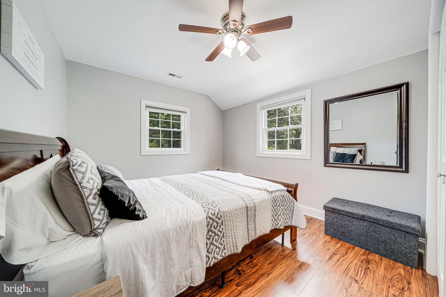 125 S COLUMBUS ST, ARLINGTON, Virginia 22204, 3 Bedrooms Bedrooms, ,2 BathroomsBathrooms,Residential,For sale,125 S COLUMBUS ST,VAAR2059988 MLS # VAAR2059988