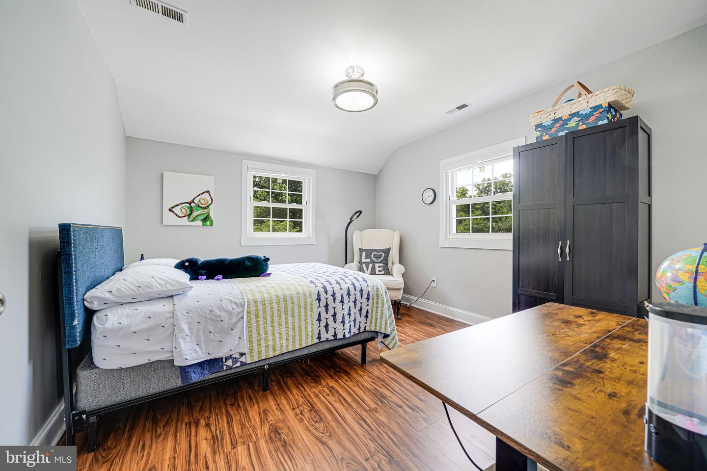 125 S COLUMBUS ST, ARLINGTON, Virginia 22204, 3 Bedrooms Bedrooms, ,2 BathroomsBathrooms,Residential,For sale,125 S COLUMBUS ST,VAAR2059988 MLS # VAAR2059988