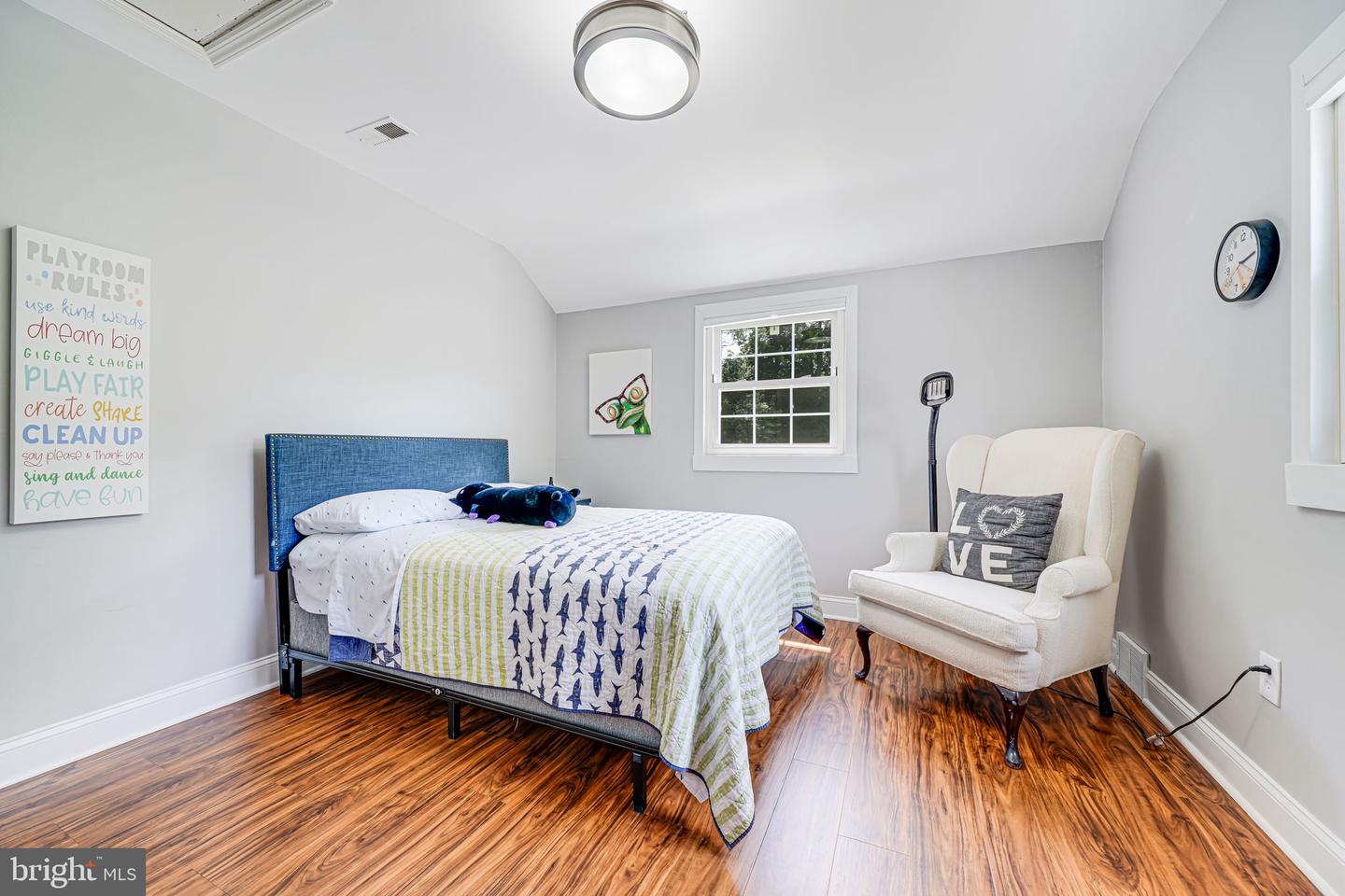 125 S COLUMBUS ST, ARLINGTON, Virginia 22204, 3 Bedrooms Bedrooms, ,2 BathroomsBathrooms,Residential,For sale,125 S COLUMBUS ST,VAAR2059988 MLS # VAAR2059988