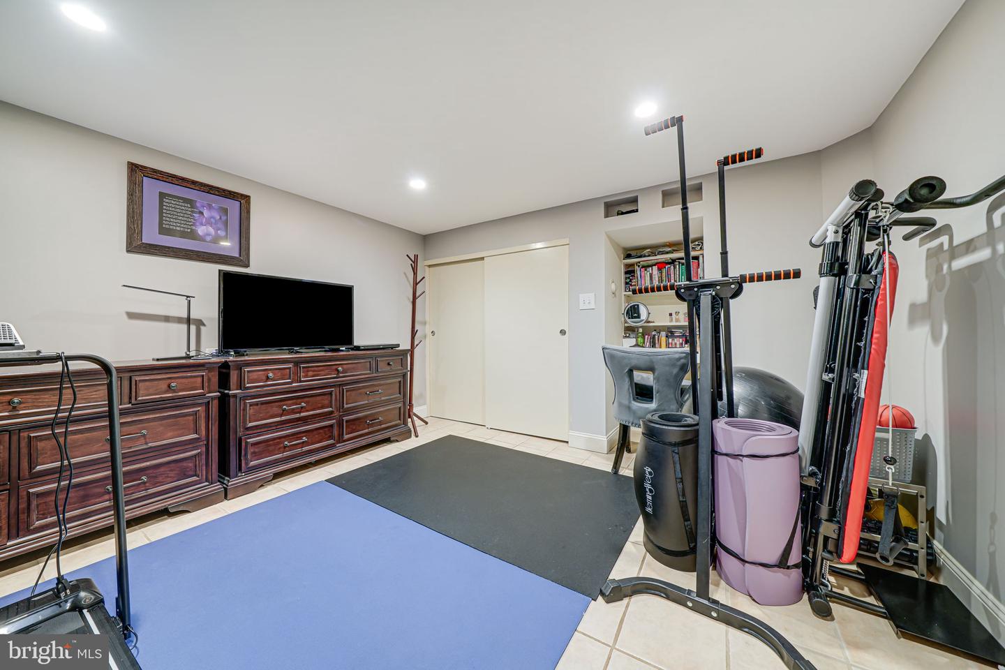 125 S COLUMBUS ST, ARLINGTON, Virginia 22204, 3 Bedrooms Bedrooms, ,2 BathroomsBathrooms,Residential,For sale,125 S COLUMBUS ST,VAAR2059988 MLS # VAAR2059988