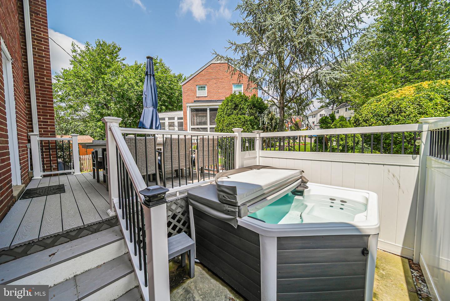 125 S COLUMBUS ST, ARLINGTON, Virginia 22204, 3 Bedrooms Bedrooms, ,2 BathroomsBathrooms,Residential,For sale,125 S COLUMBUS ST,VAAR2059988 MLS # VAAR2059988