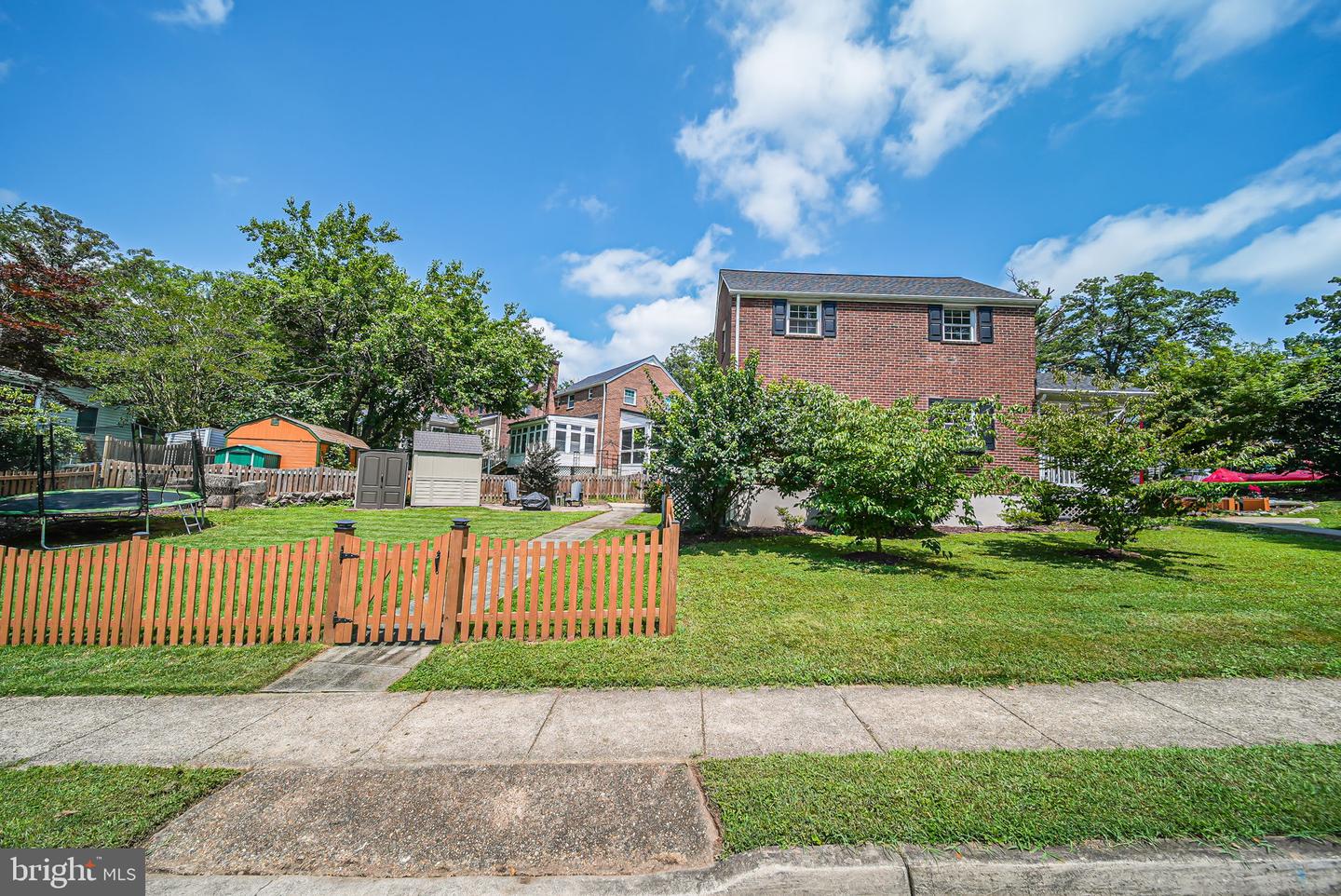 125 S COLUMBUS ST, ARLINGTON, Virginia 22204, 3 Bedrooms Bedrooms, ,2 BathroomsBathrooms,Residential,For sale,125 S COLUMBUS ST,VAAR2059988 MLS # VAAR2059988