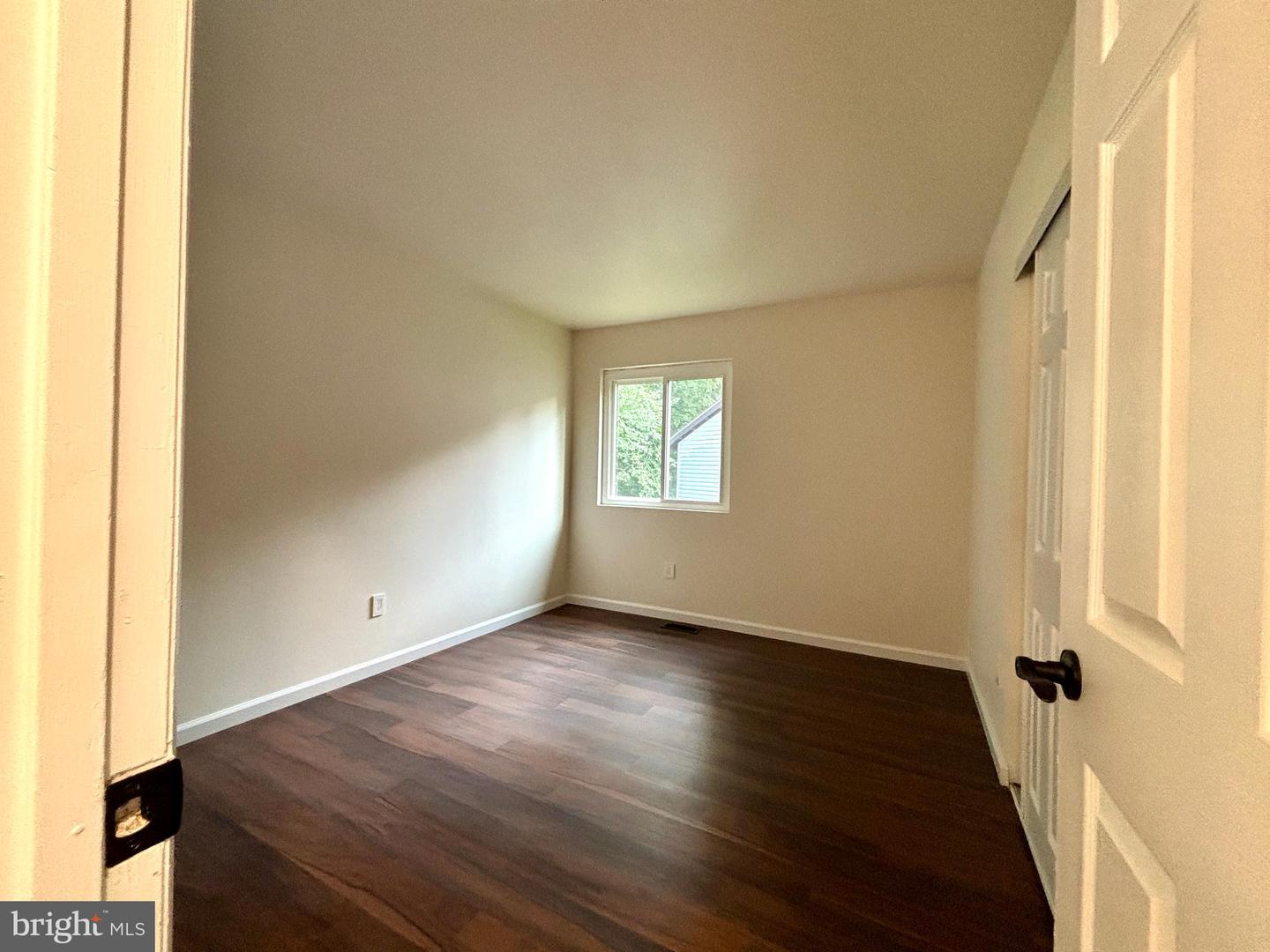208 KEYES CT, STERLING, Virginia 20164, 5 Bedrooms Bedrooms, ,3 BathroomsBathrooms,Residential,For sale,208 KEYES CT,VALO2100836 MLS # VALO2100836