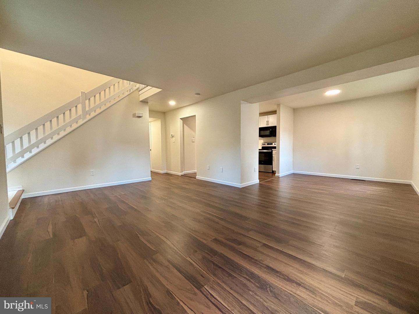 208 KEYES CT, STERLING, Virginia 20164, 5 Bedrooms Bedrooms, ,3 BathroomsBathrooms,Residential,For sale,208 KEYES CT,VALO2100836 MLS # VALO2100836