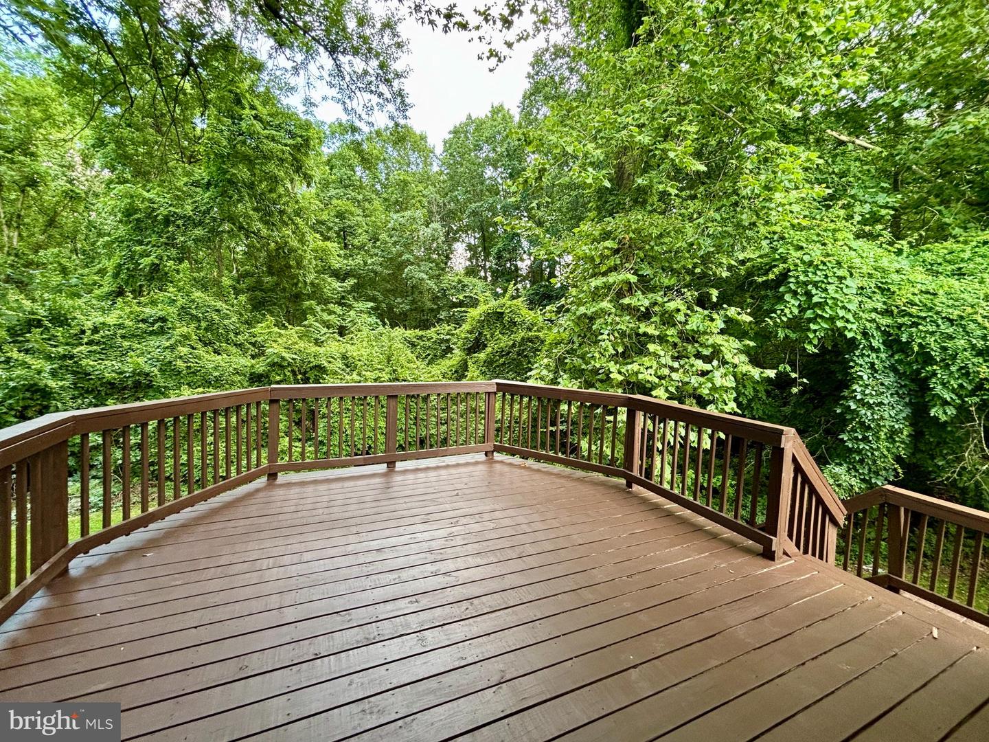 208 KEYES CT, STERLING, Virginia 20164, 5 Bedrooms Bedrooms, ,3 BathroomsBathrooms,Residential,For sale,208 KEYES CT,VALO2100836 MLS # VALO2100836