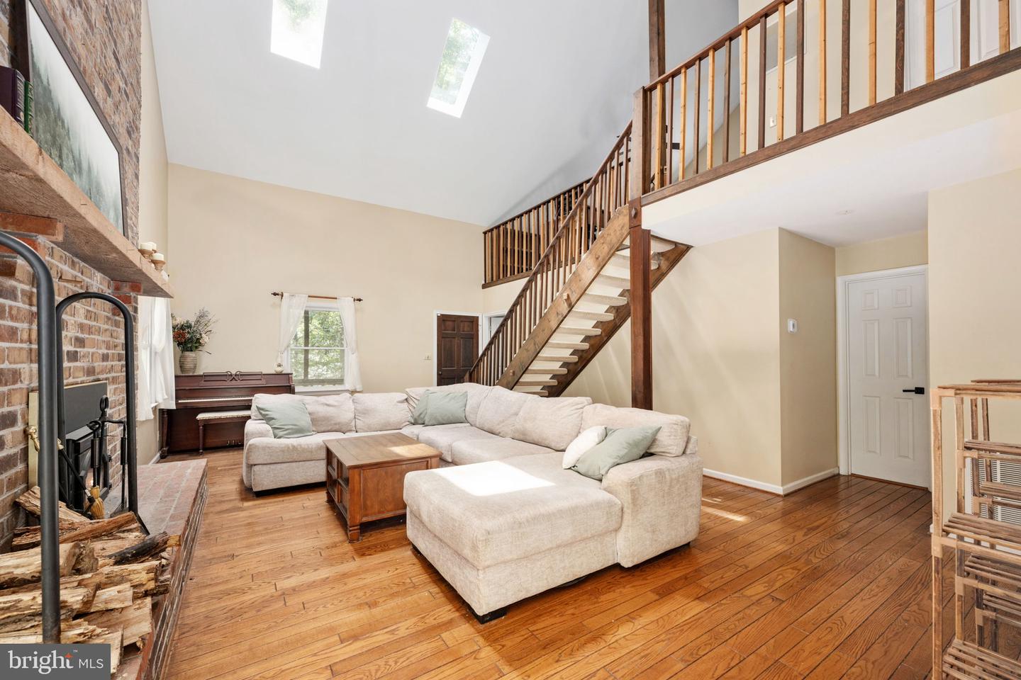 11 CARDINAL DRIVE, FREDERICKSBURG, Virginia 22406, 5 Bedrooms Bedrooms, ,3 BathroomsBathrooms,Residential,For sale,11 CARDINAL DRIVE,VAST2040360 MLS # VAST2040360